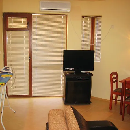 Nedev's In Lazur 2 Complex *